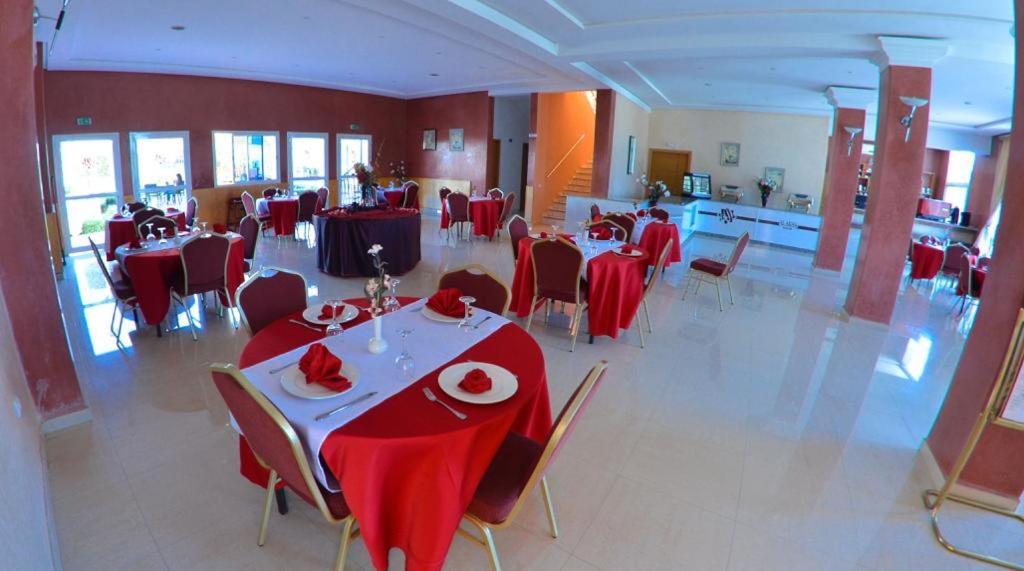 Hotel Al Akha Sidi Harazem Extérieur photo