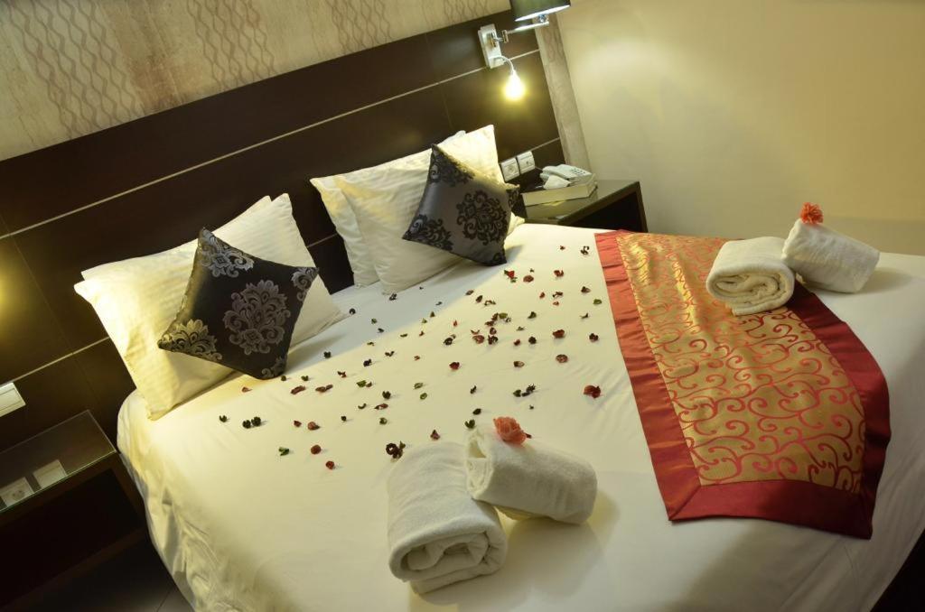 Hotel Al Akha Sidi Harazem Extérieur photo